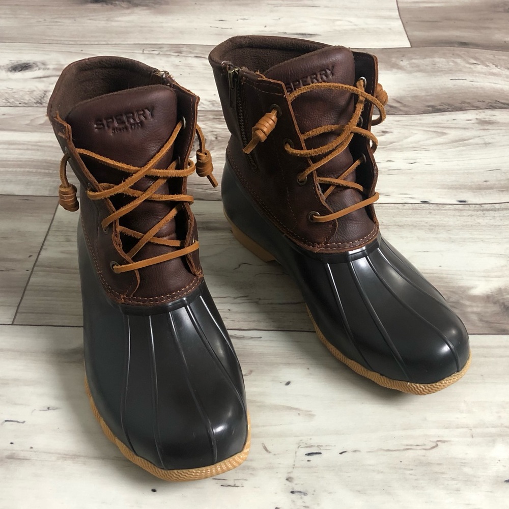 Women's Sperry Top-Sider Saltwater Duck Boot Size 9W